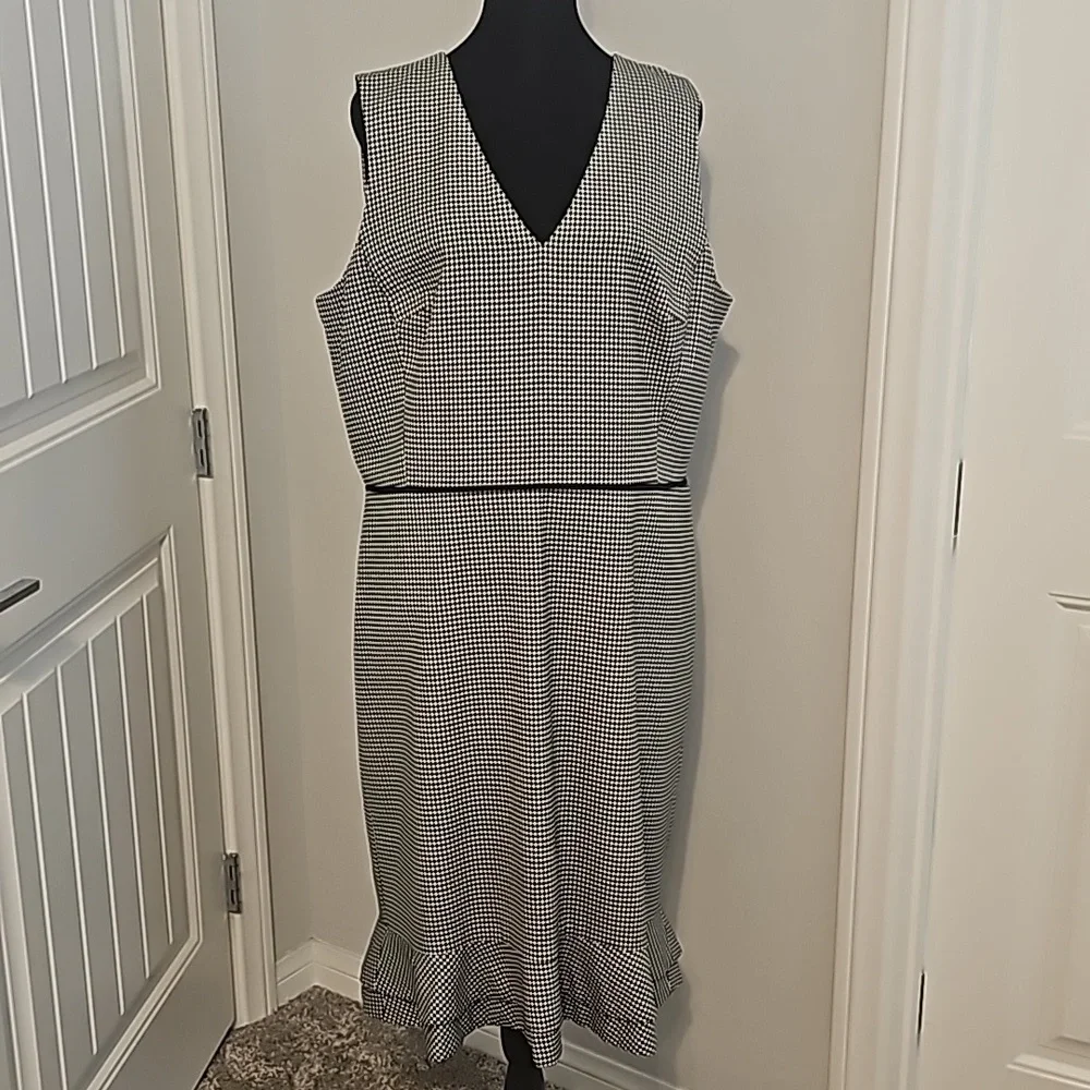Ann Taylor Black/White Checked Dress - Picture 1 of 4